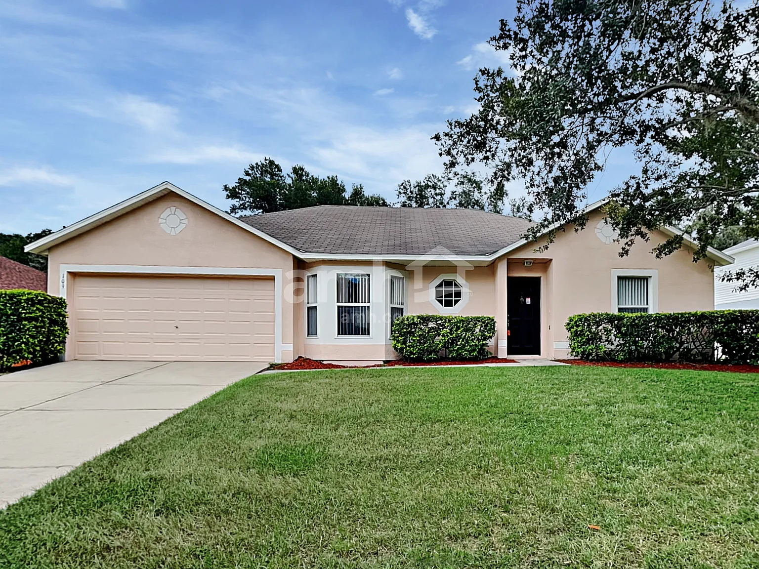 3 bed, 2.0 bath, 1536 sqft, $2,610 — Photo 1