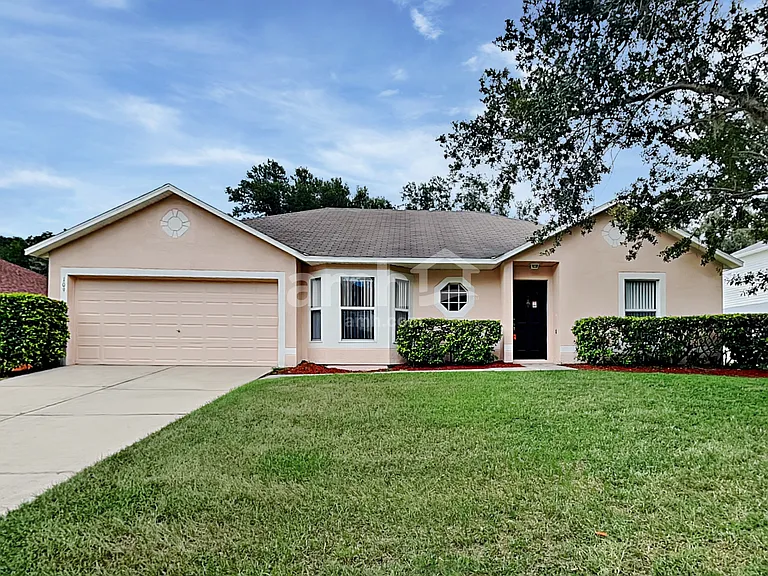 109 Zachary Wade St — Photo 1