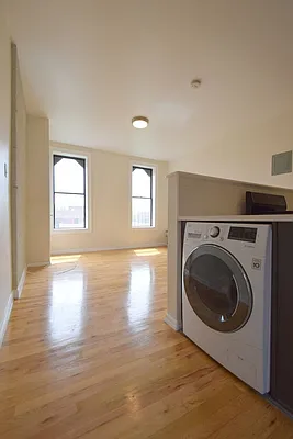 Rented by Skyward | media 15