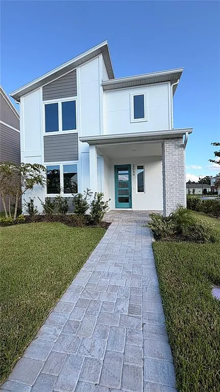4 bed, 3.5 bath, 2059 sqft, $3,200 — Photo 2