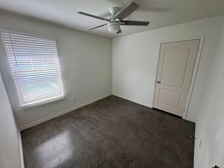 6115 Amelia Earhart Blvd — Photo 15