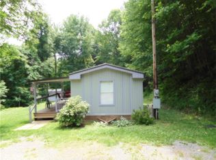 129 White Dr, Adrian, PA 16210