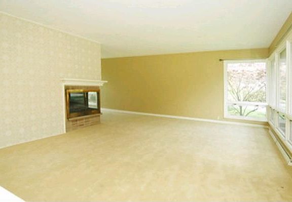 3rd image of 2428 Beechwood Dr SE