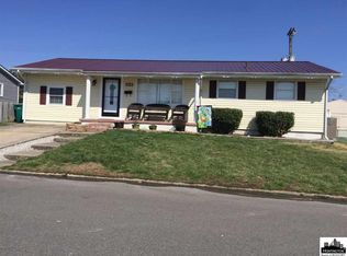 535 Meadow Cir, Hurricane, WV 25526