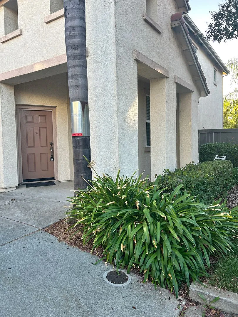 Beautiful 3 bedroom two bath home. — Photo 2