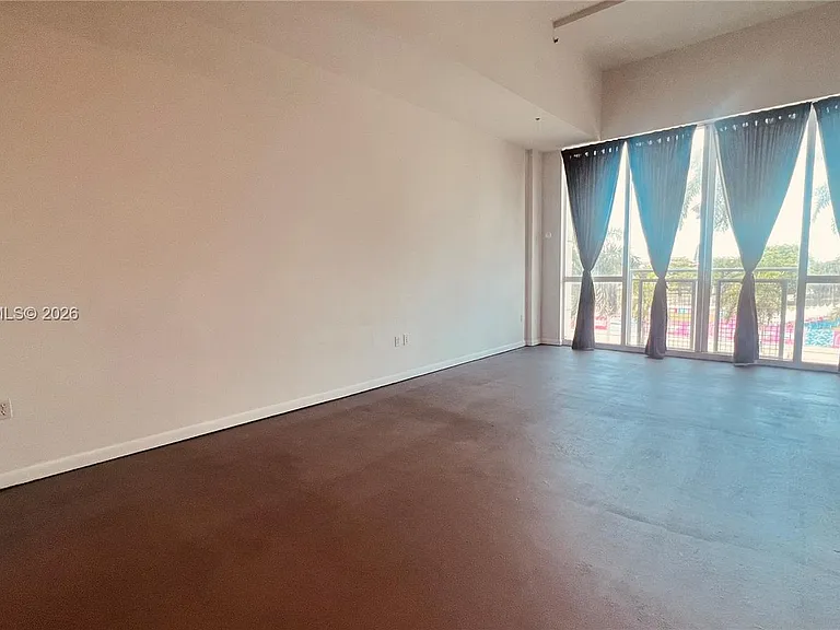 253 NE 2nd St #330 — Photo 10