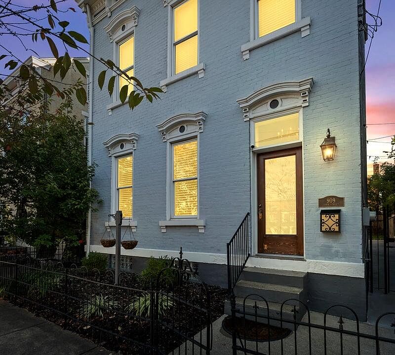 1st image of 909 York St