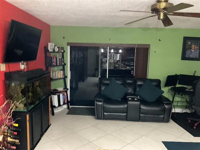 4770 NW 85th Ave — Photo 14