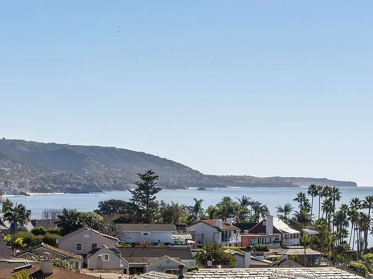 128 Crescent Bay Dr — Photo 17