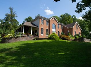 124 Creekside Rd, Hopewell Junction, NY 12533