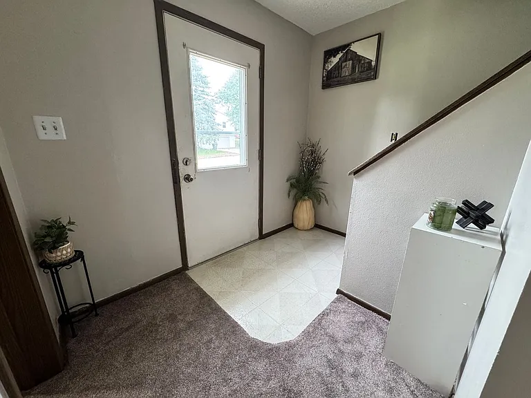 1815 Alden Ave — Photo 20