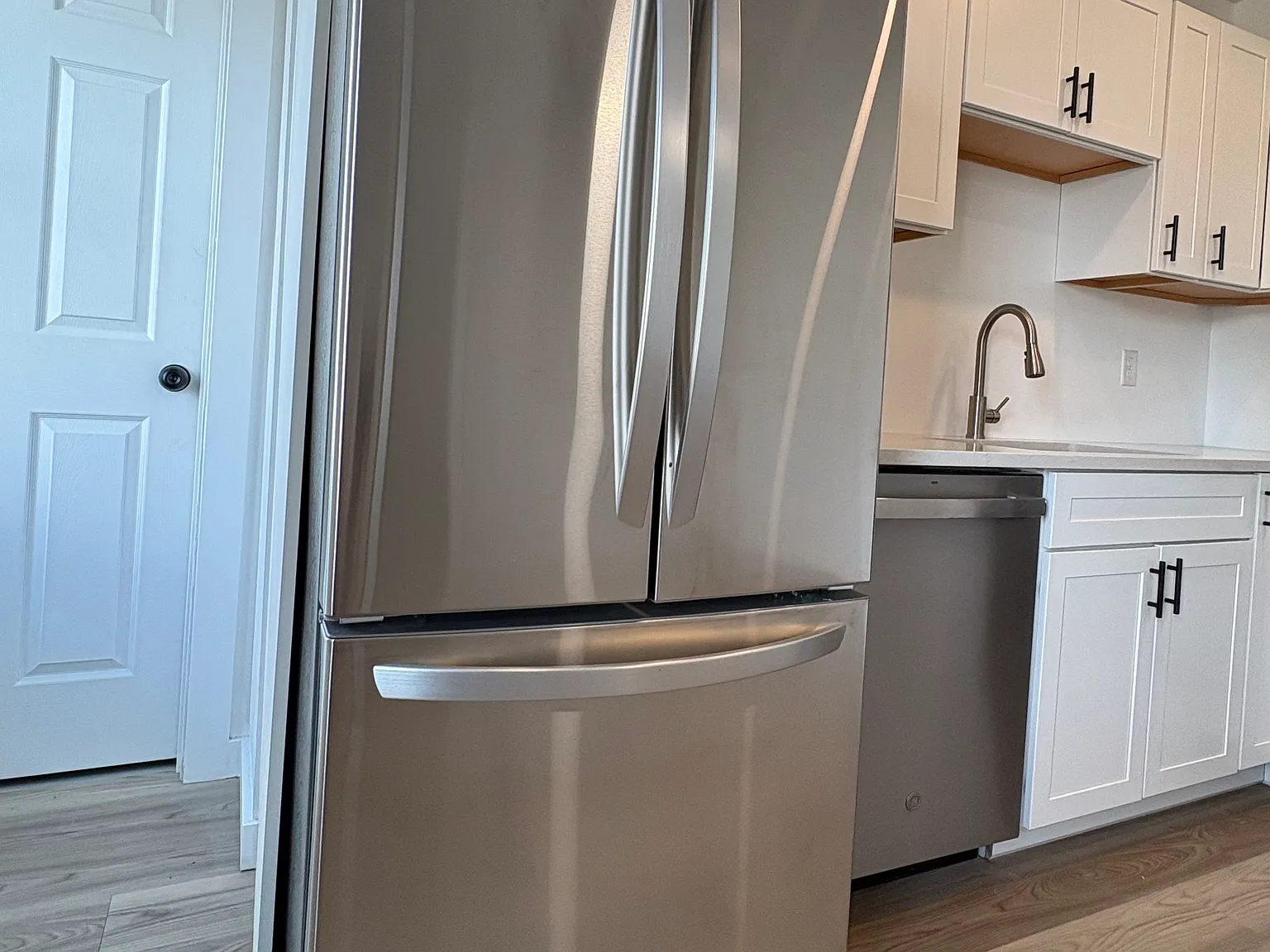 1 bed, 550 sqft, $1,250 — Photo 4