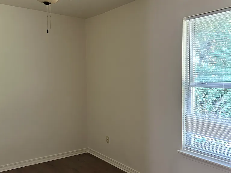 15 E Davidson St #2 — Photo 3