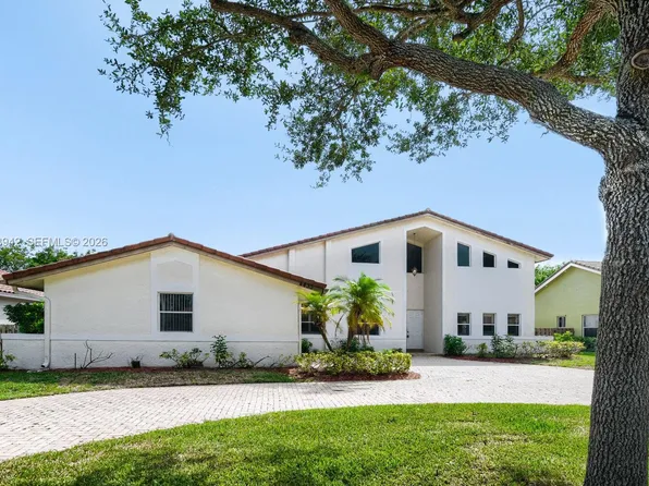 4433 NW 67th Ave, Pompano Beach, FL 33067