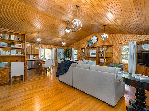 4th image of 345 Zion Hill Rd