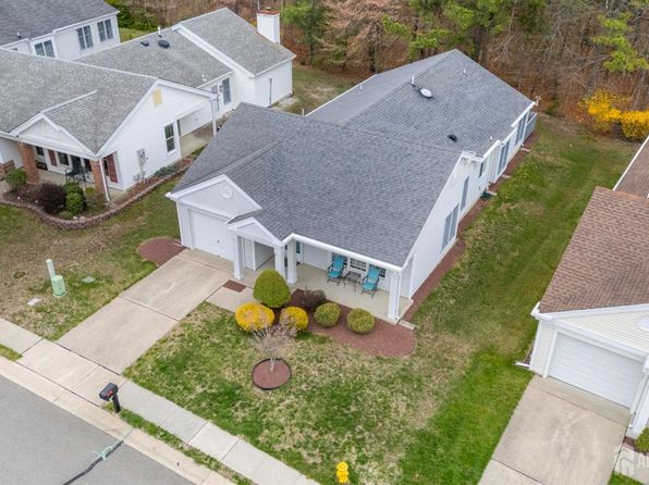 2253 Beltane Rd, Toms River, NJ 08755