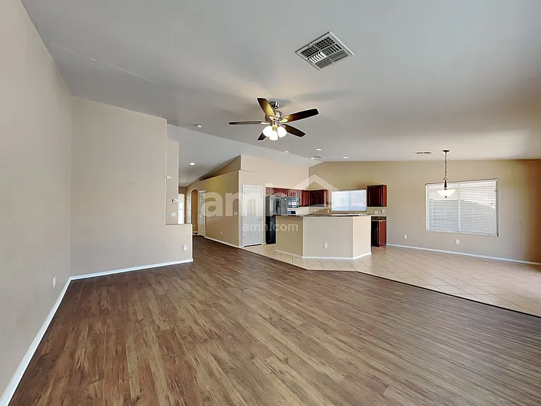 16776 W Mesquite Dr — Photo 9