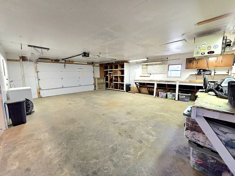 419 S Rosser Ave — Photo 37