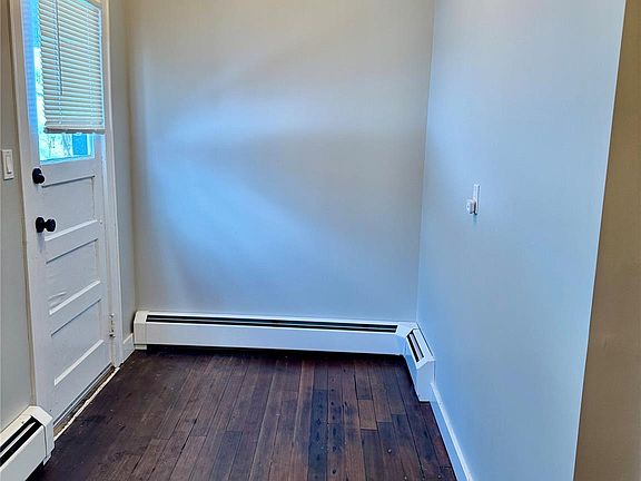 4th image of 110 Titicus Rd