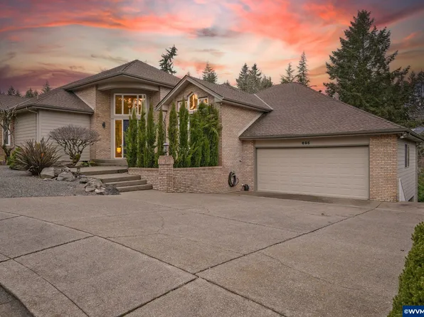695 Palisades Dr SE, Salem, OR 97302