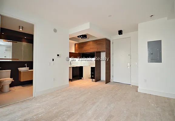 Rented by JYC Realty | media 15