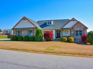 123 Deyoung Meadows Dr, Greer, SC 29651