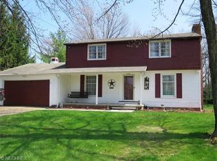 2101 Wagar Rd, Rocky River, OH 44116