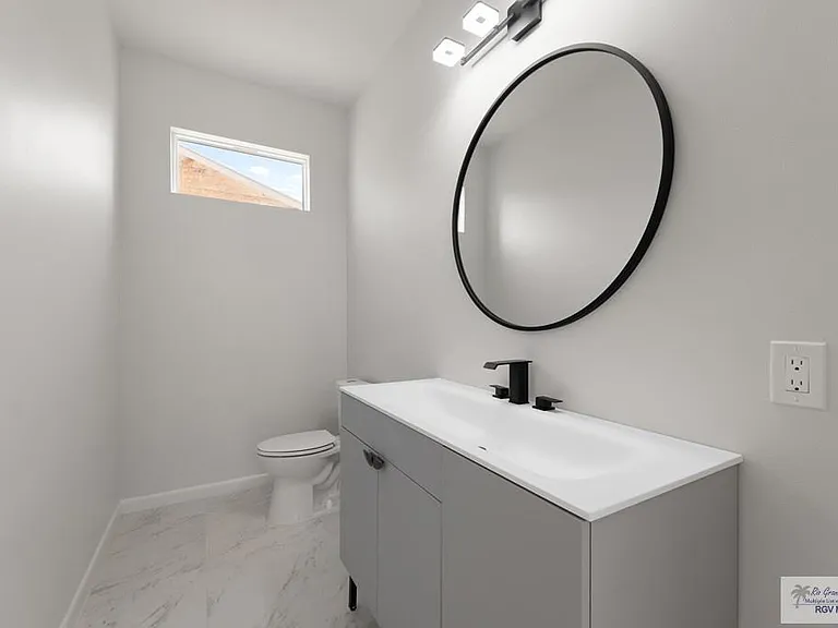 6941 Diamond Cove Dr — Photo 18