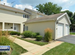 1620 Prestwick Dr, Naperville, IL 60563