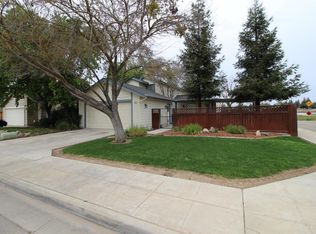 4118 W Magill Ave, Fresno, CA 93722