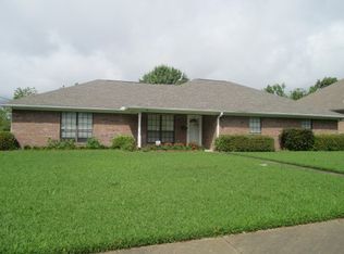 1018 Foley St, Henderson, TX 75654