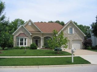 552 Violet Ln, Batavia, IL
