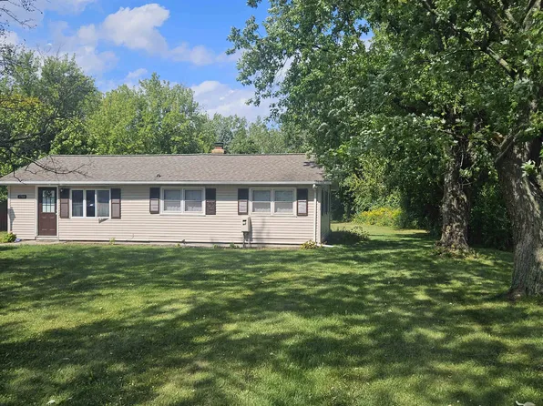 1700 W Ridge Rd, Bay City, MI 48708