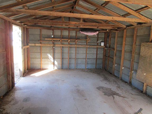 5th image of 205 N Donald St
