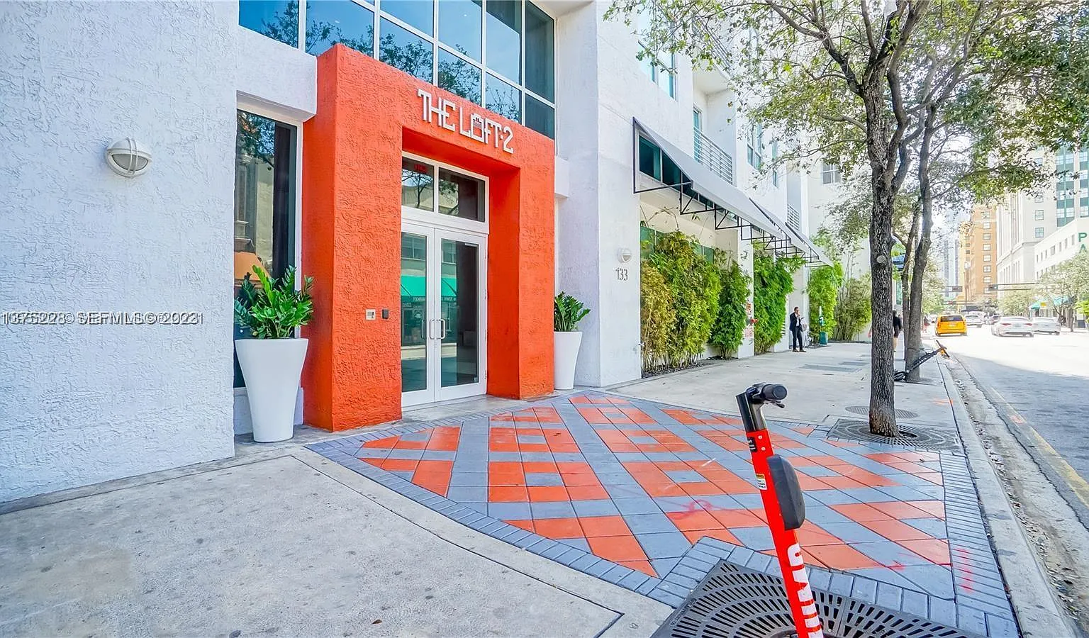 1 bed, 665 sqft, $2,300 — Photo 3