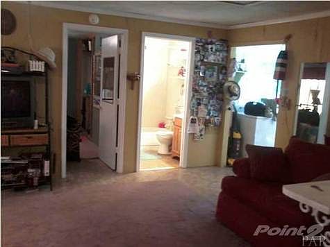 2nd image of 4909 Hungaria Ave