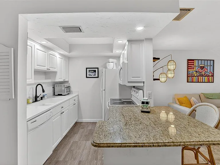 650 Pinellas Point Dr S #236 — Photo 7