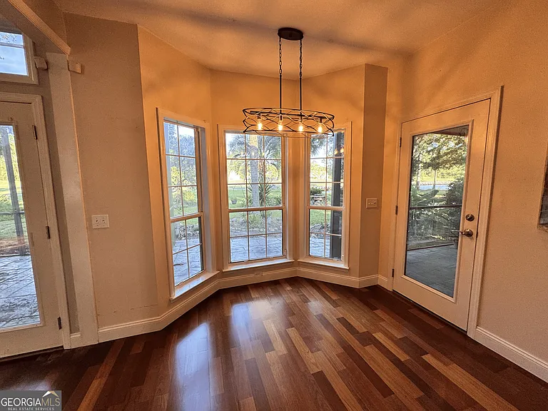 535 Cardinal Cir E — Photo 9