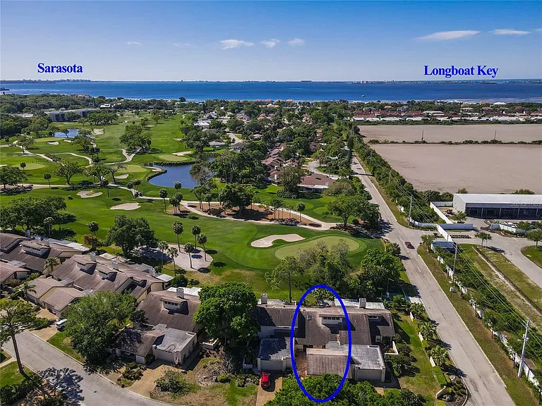4660 La Jolla Dr — Photo 37