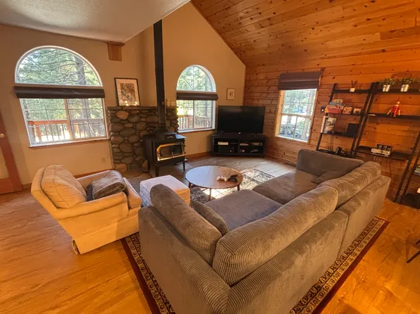 11756 Saint Bernard Dr, Truckee, CA 96161