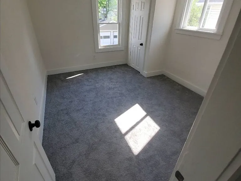 4309 Gifford Ave — Photo 12