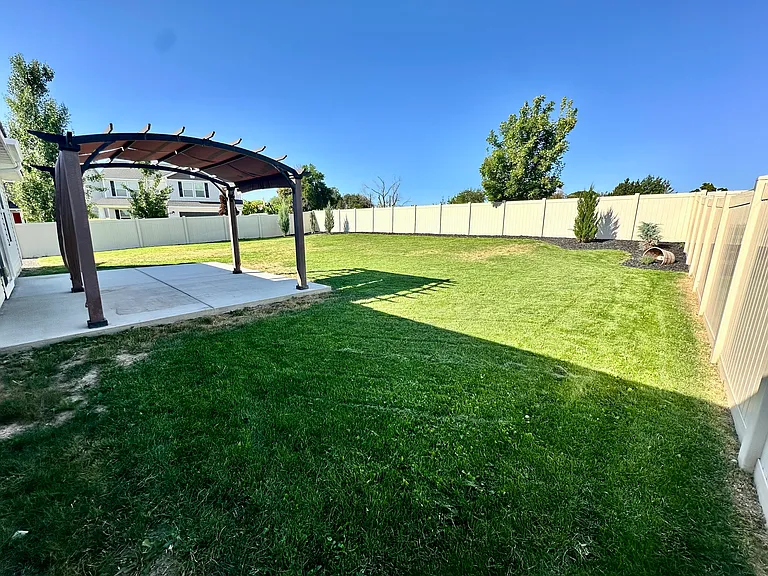16928 Loggia Ave — Photo 22