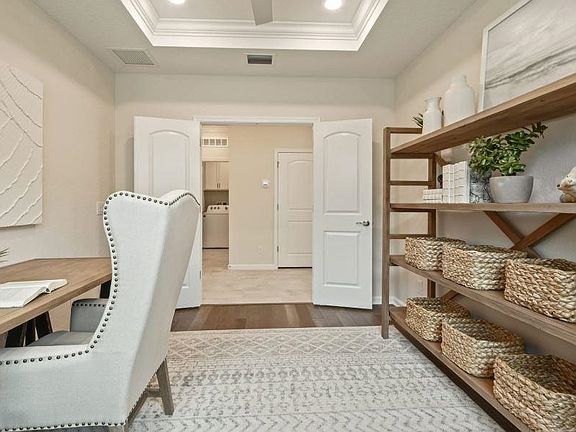 5th image of 104 Jasmine Lane