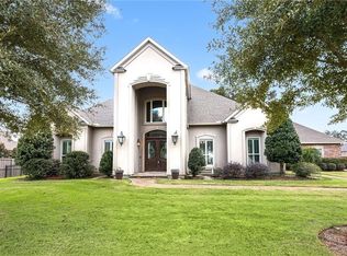 509 Tallow Tree Dr, Madisonville, LA 70447