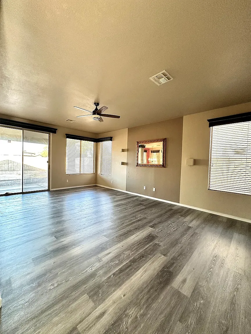 3 bed, 1623 sqft, $2,400 — Photo 4
