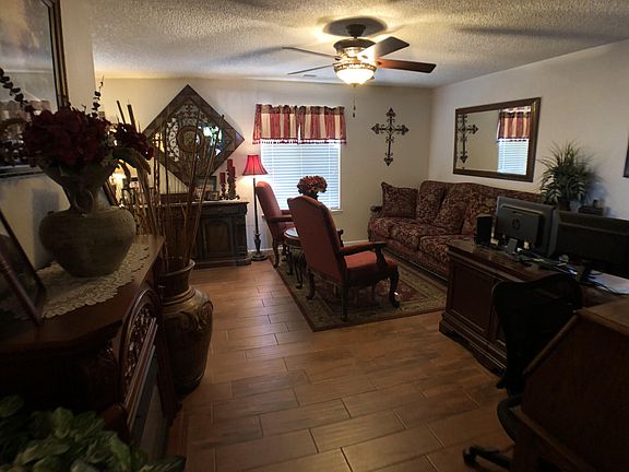 4th image of 2439 N Charter Oak Ct