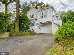 54 New St, Willow Grove, PA 19090
