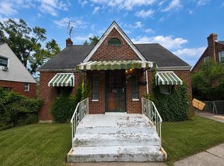 1033 E 45th Ave, Gary, IN 46409