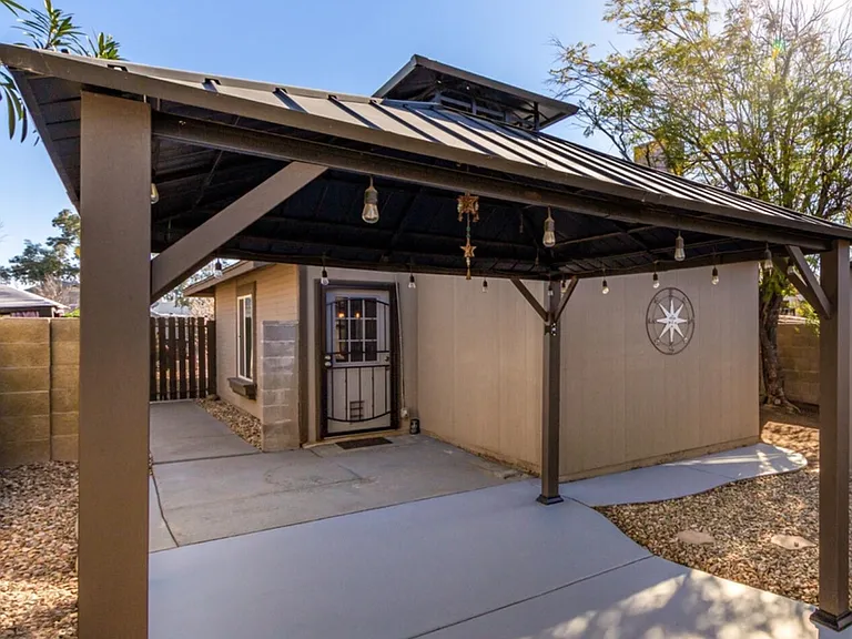8134 W Desert Cove Ave — Photo 17