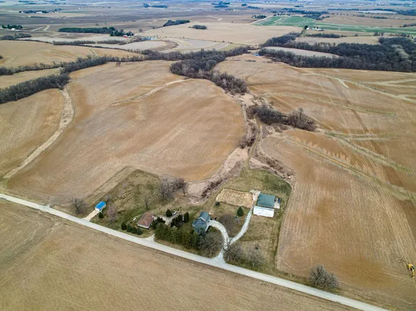 3605 Big Hill Rd, Chadwick, IL 61014